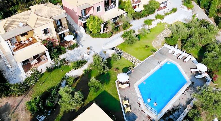 Apartment with patio, garden & private pool | Close to the beach | Suitable for remote work | Pets allowed — photo 3