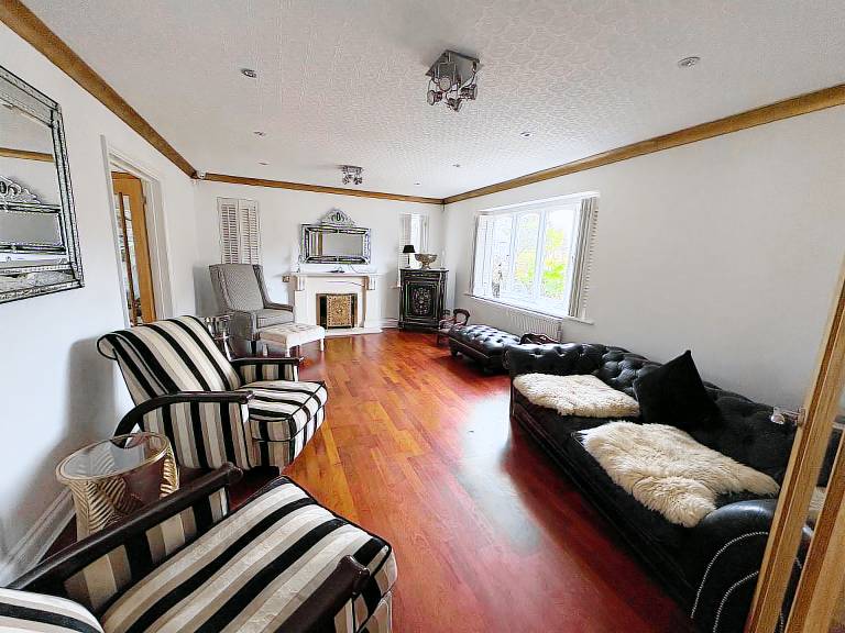 House  Littlehampton