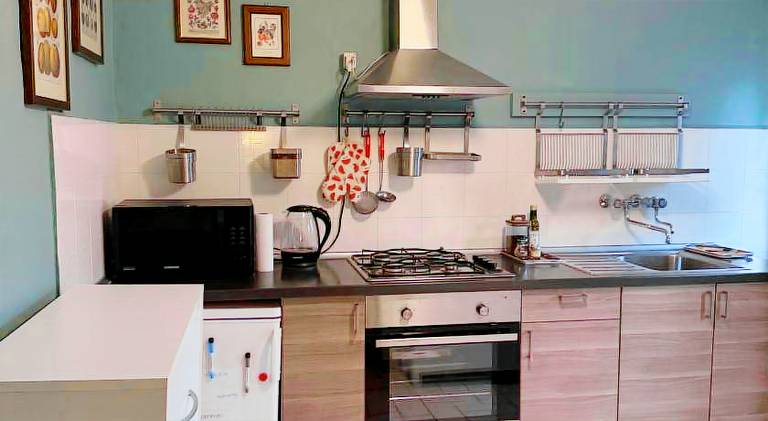 Charming apartment with patio | Dogs allowed — photo 4