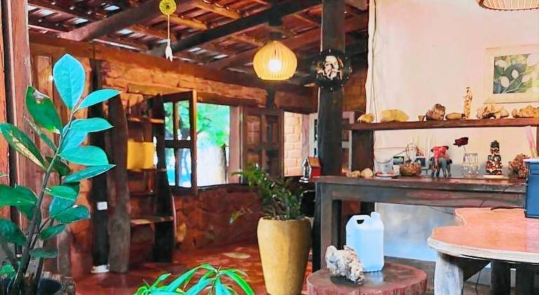 Lodge with garden — photo 3