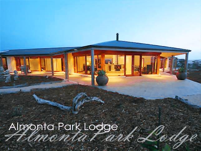 Lodge  Coffin Bay