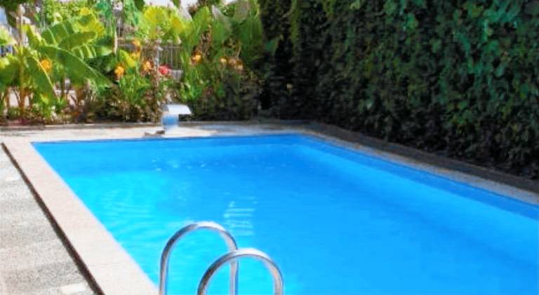 Apartment with pool in Ljubljana
