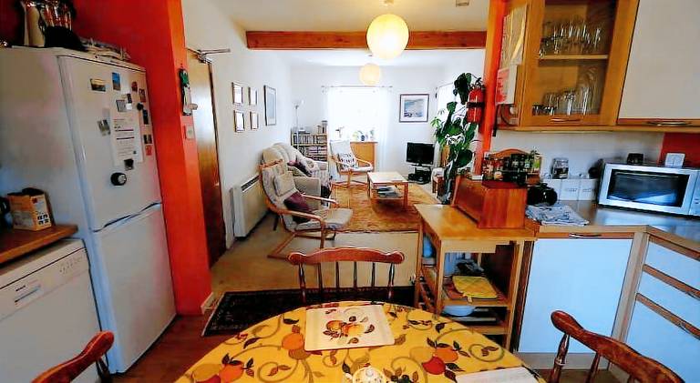Rental apartment with garden & terrace — photo 3