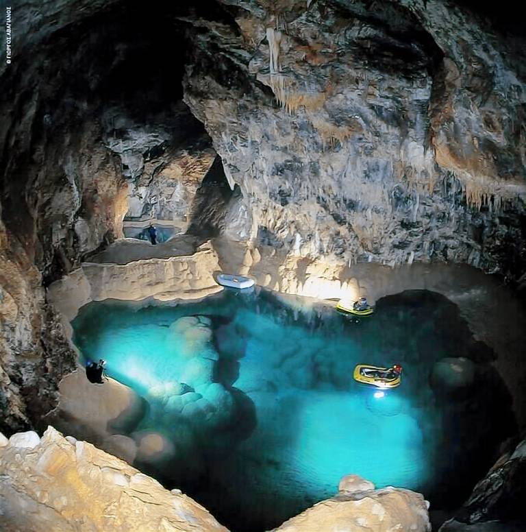 Βίλα  Paralia Akratas