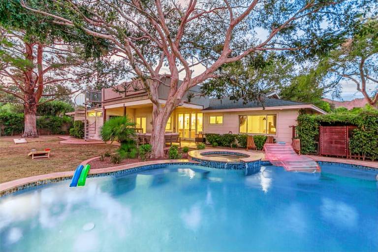 House  Orange Grove Estates
