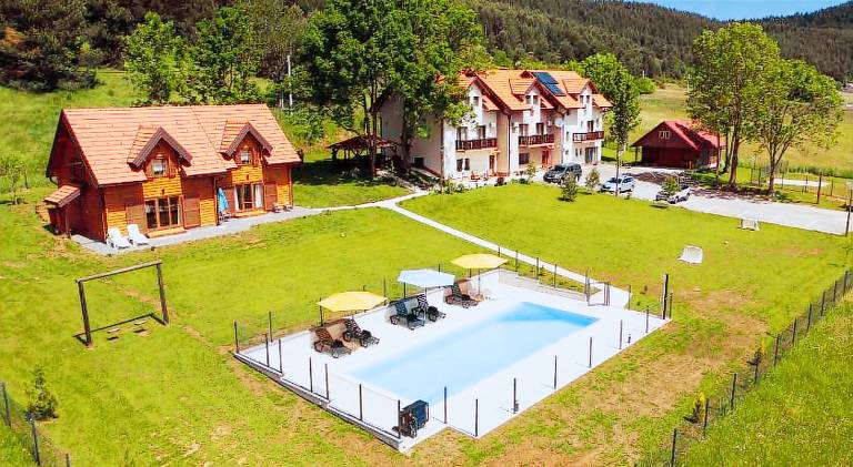 Noćenje s doručkom Ličko Lešće