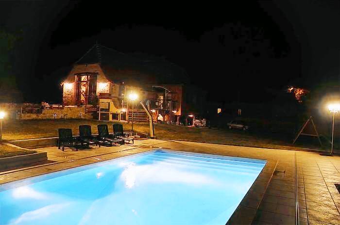 Children-friendly house with private pool, yard & grill | River view | Dogs allowed — photo 2