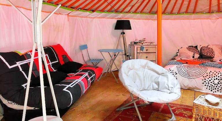 Nice tent | Dogs allowed — photo 2