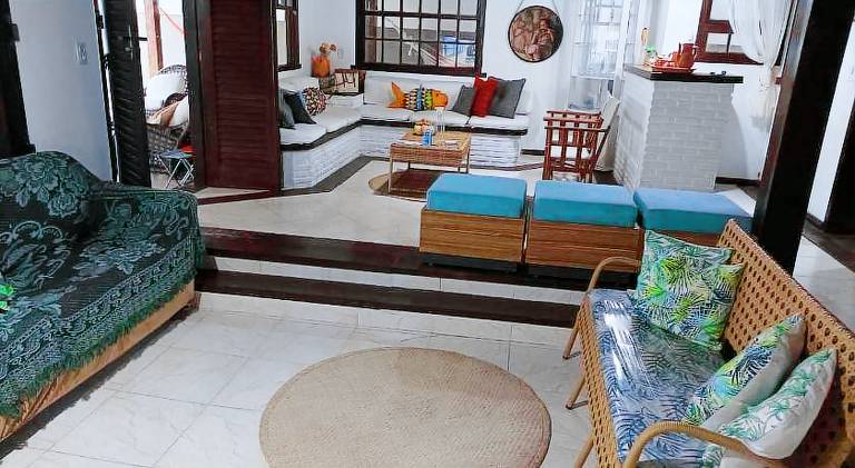Vacation home with pool — photo 2