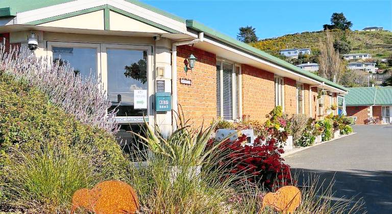 ASURE Ambassador Motor Lodge — photo 4