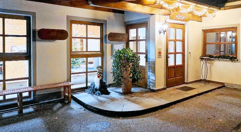 Rental apartment with pool — photo 4