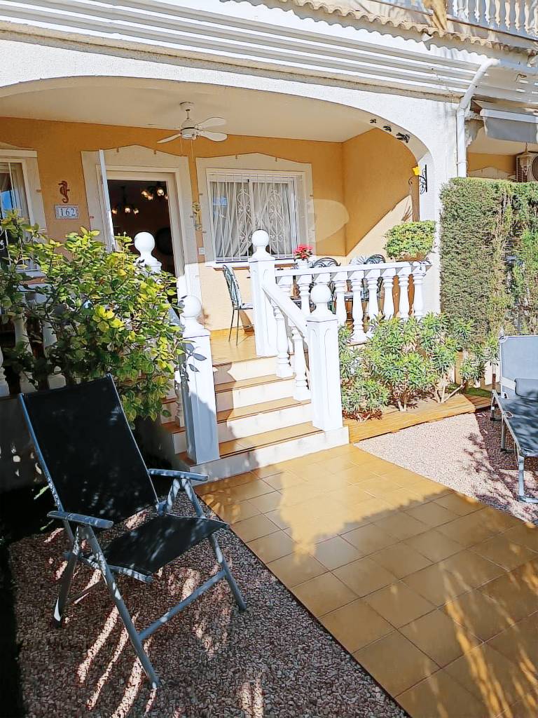 Duplex Apartment 'El Divino' with Shared Pool, Wi-Fi, and Air Conditioning — photo 4