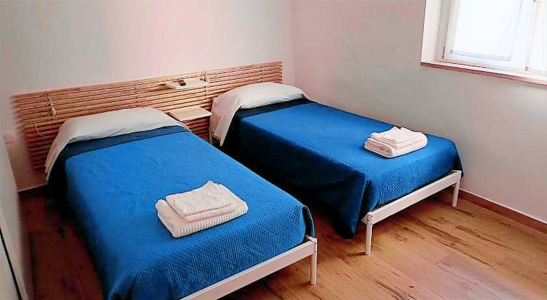 House with 2 rooms for 5 persons — photo 4