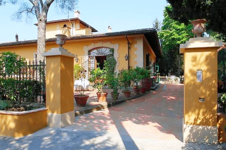 Villa Sesto Fiorentino