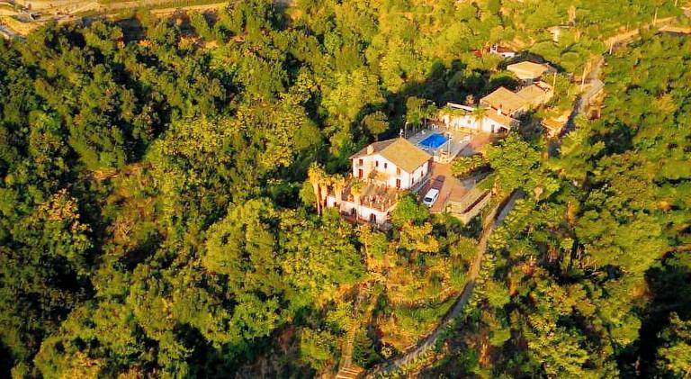 Villa with jacuzzi & pool | Pets are welcome in Giarre