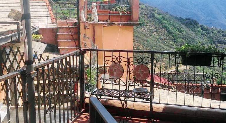 Apartment with terrace in Levanto