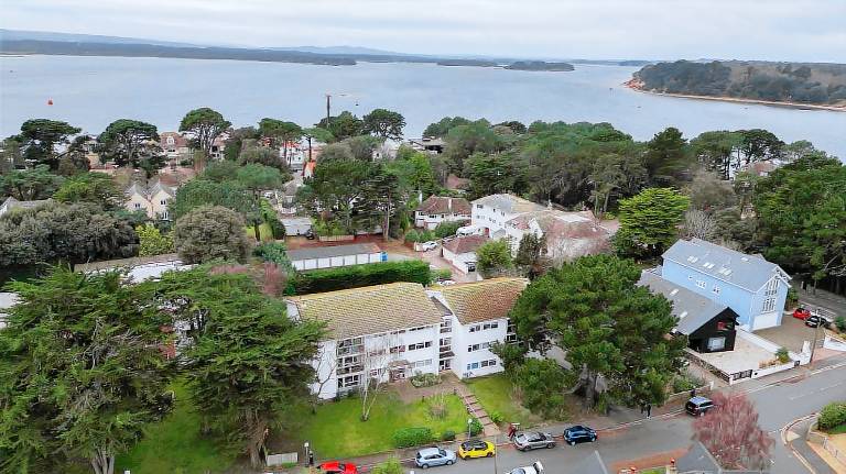 Apartment with 2 rooms for 4 persons in Poole