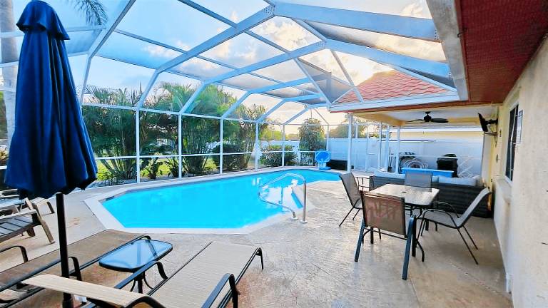 Vacation home with BBQ in Bradenton, FL