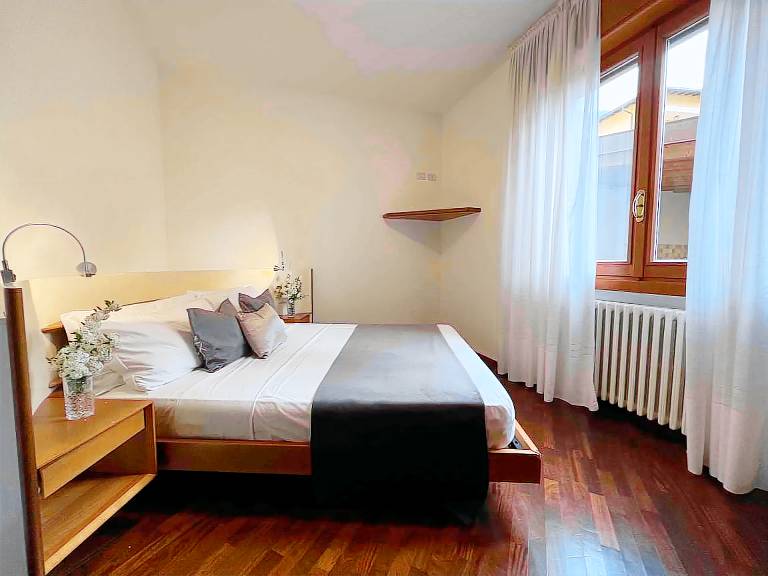 Vacation Home “Charming House on the Lake” with stunning Lake View — photo 2