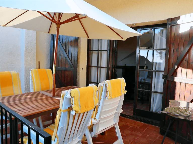Fully equipped nice house with pool & yard | Pets allowed — photo 5