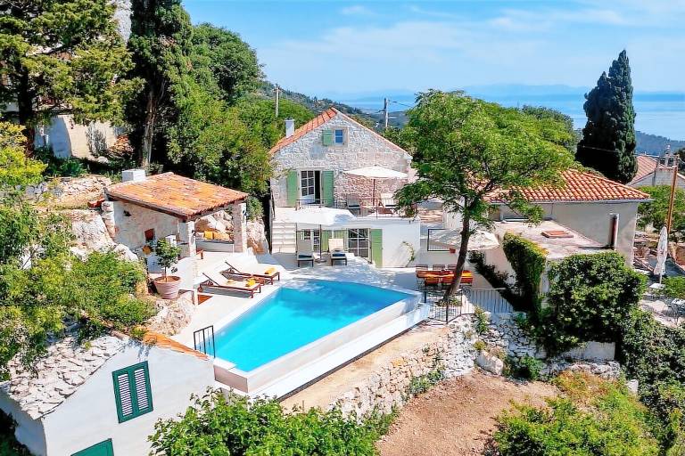 Lovely vacation home with pool & terrace | Pets are welcome — photo 3