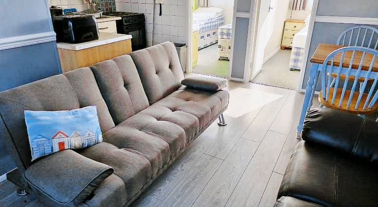 Holiday apartment with 2 rooms for 6 persons — photo 5