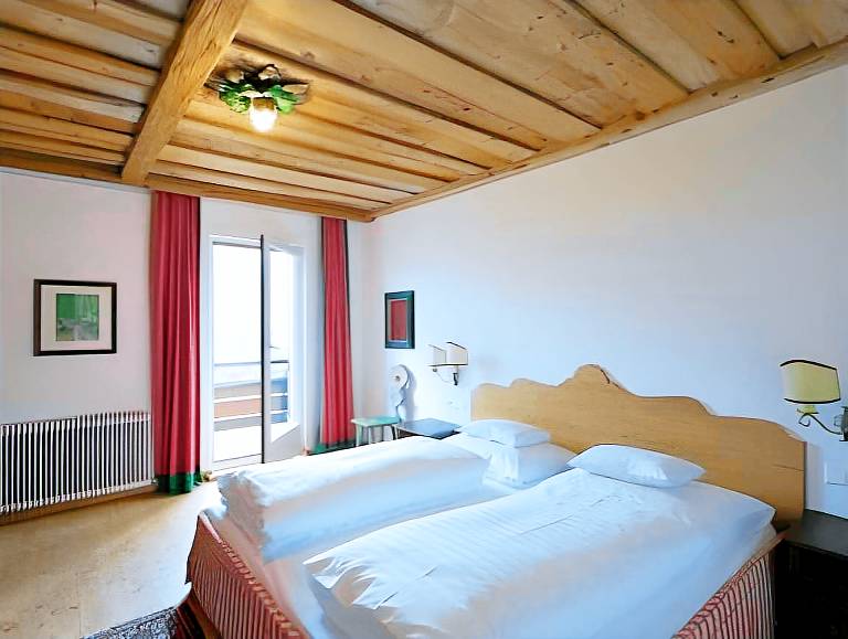 Big holiday apartment with pool, sauna & barbeque | Dogs allowed in Fulpmes