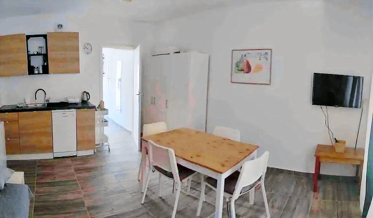 Apartment with patio | Sea view — photo 4