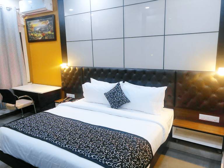 HOTEL KK RESIDENCY