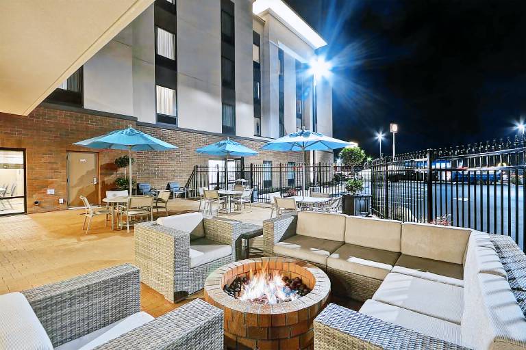Hampton Inn and Suites Grants Pass — photo 2