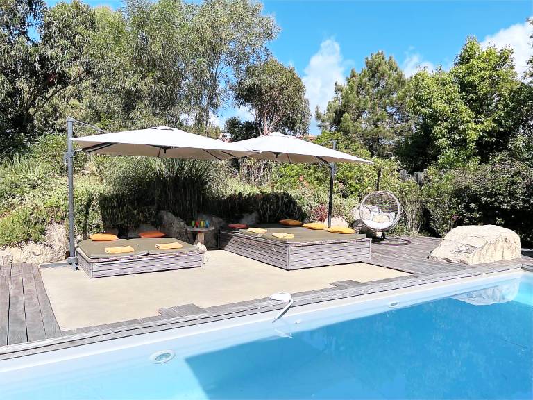 Family-oriented villa with yard, barbecue & patio | Pool view | Pet-friendly — photo 4