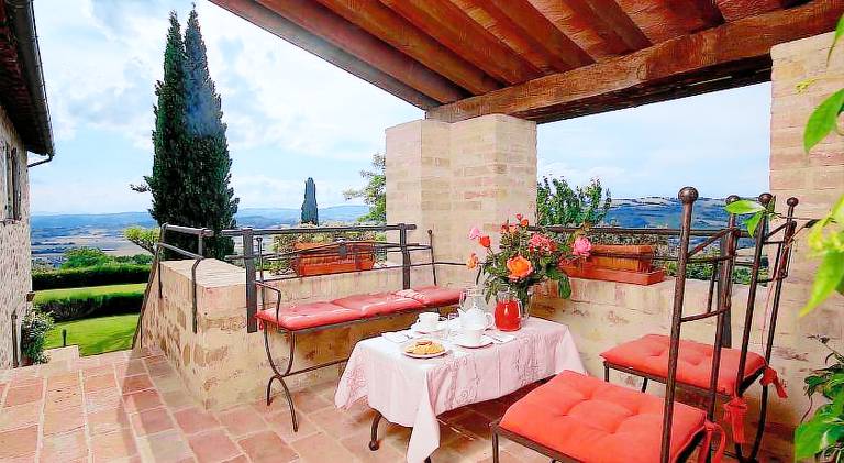 Child-friendly pleasant farm with private pool, barbeque & yard | Dogs allowed — photo 3