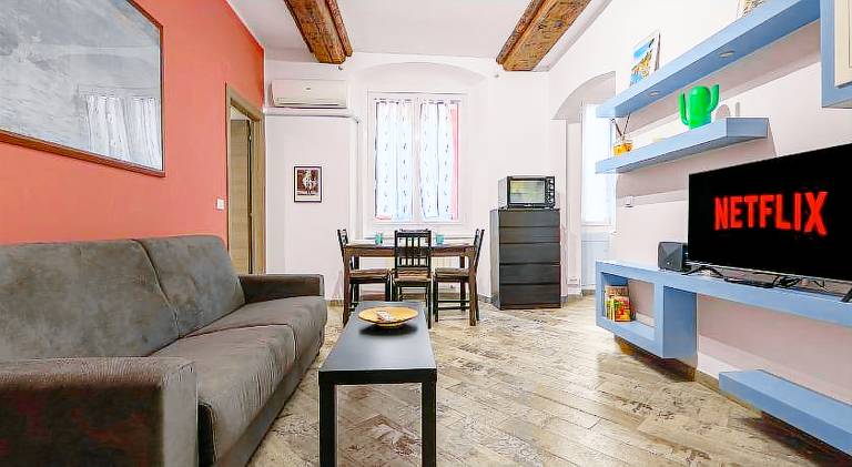 Rosa Homes THE GREEN - 2 rooms, air conditioning, Principe, Acquario, Porto Antico in Genoa