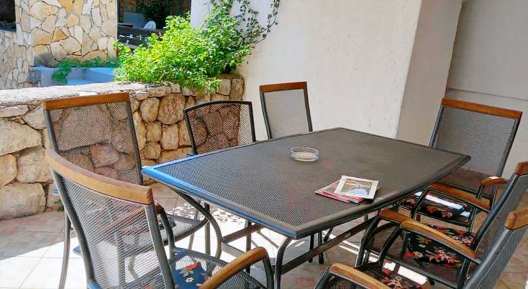 Rental apartment with garden, patio & grill — photo 5