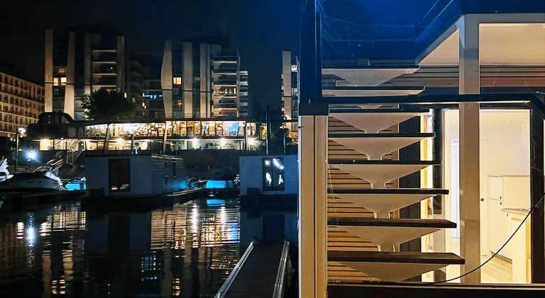 Prestige Yacht Resort Budapest — photo 5