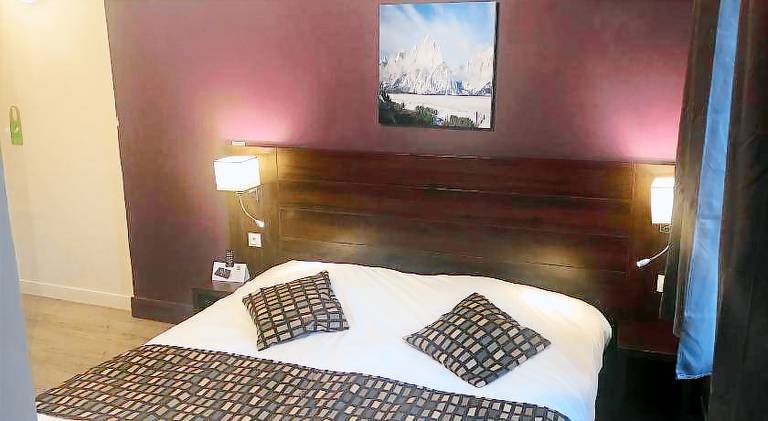HOTEL LES IRIS — photo 2