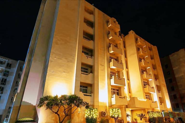Rosewood Apartment Hotel