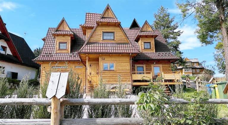 Lobrotno Gazdzina Bukowina Tatrzanska - goralska chalupa z jacuzzi in Bukowina Tatrzanska