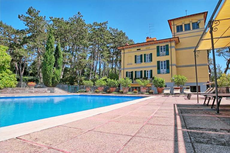 Villa Arezzo