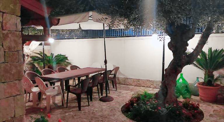 Villa with 2 rooms for 5 persons — photo 3