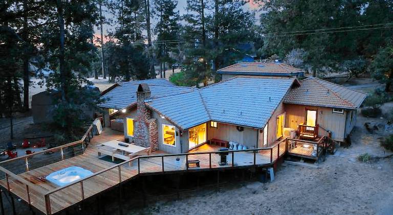Vacation home with 1 room for 14 persons in Oakhurst, CA