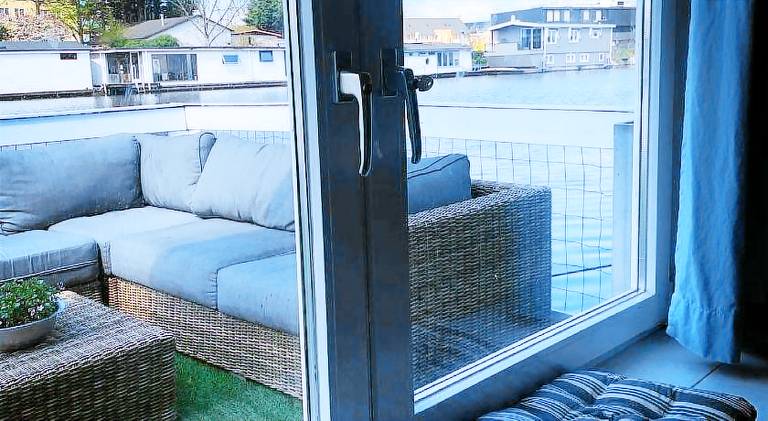 Amster Houseboat — photo 5