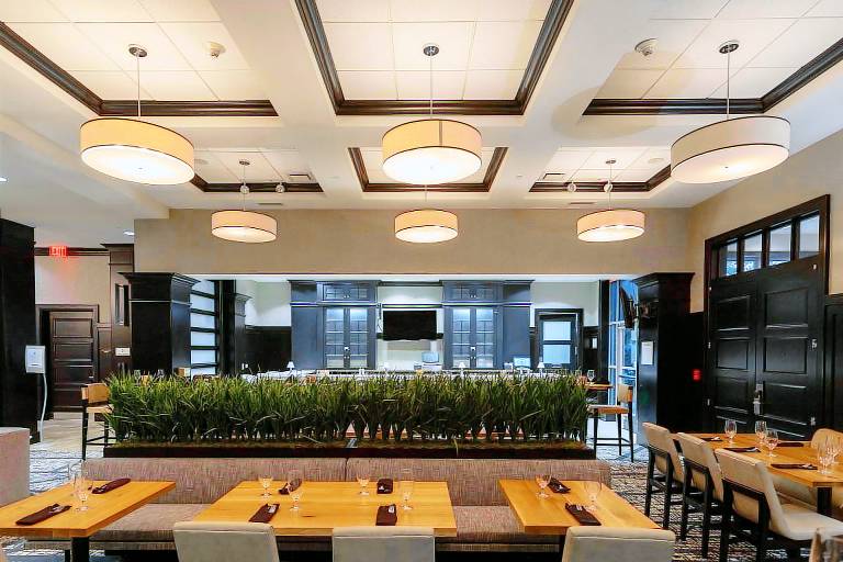 Sheraton Chicago Northbrook Hotel — photo 2