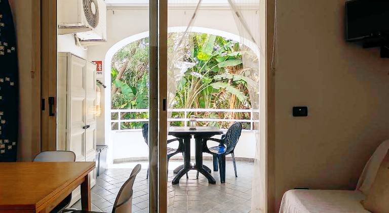 Rental apartment with pool & terrace — photo 3