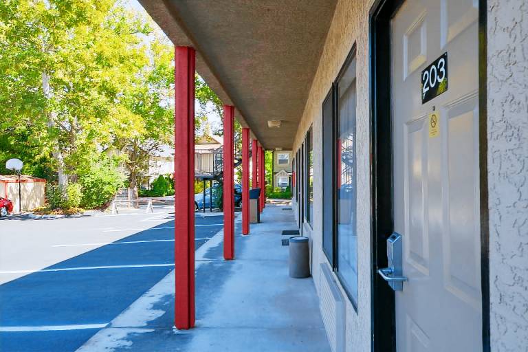 Atascadero Inn — photo 5