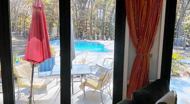 Villa with pool — photo 3
