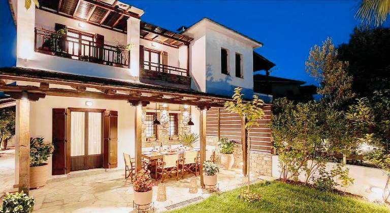 Fully equipped charming villa with garden, patio & BBQ | Good for workation | Pets allowed — photo 4
