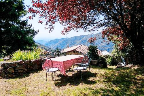 Charming chalet with private pool, grill & garden | Pet-friendly in Vals-les-Bains