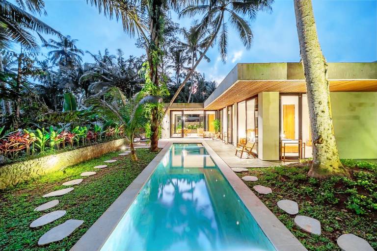 Villa with barbeque, pool & patio | Perfect for remote work | Dogs allowed in Tegallalang