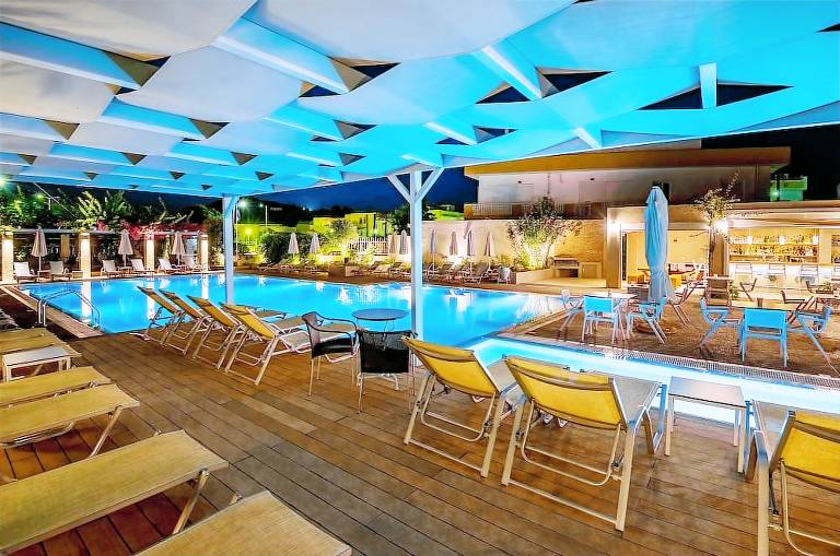 Aparthotel Kardamaina